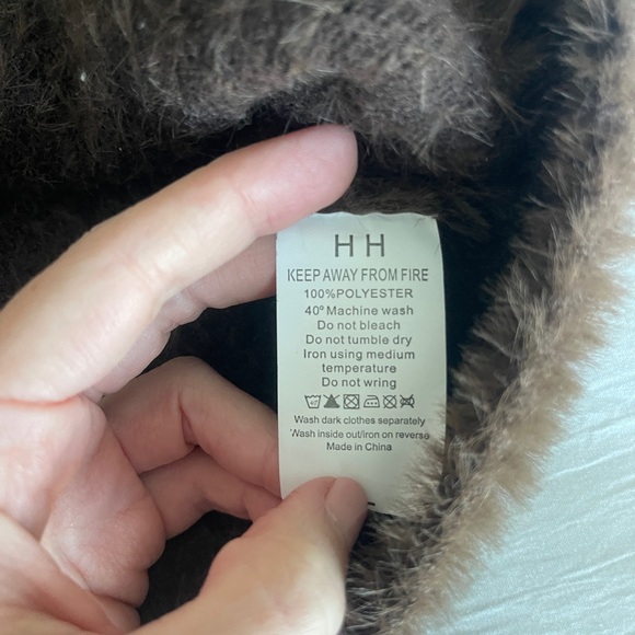 Brown Faux Fur Cardigan / Lady Jacket, Medium - Picture 6 of 6